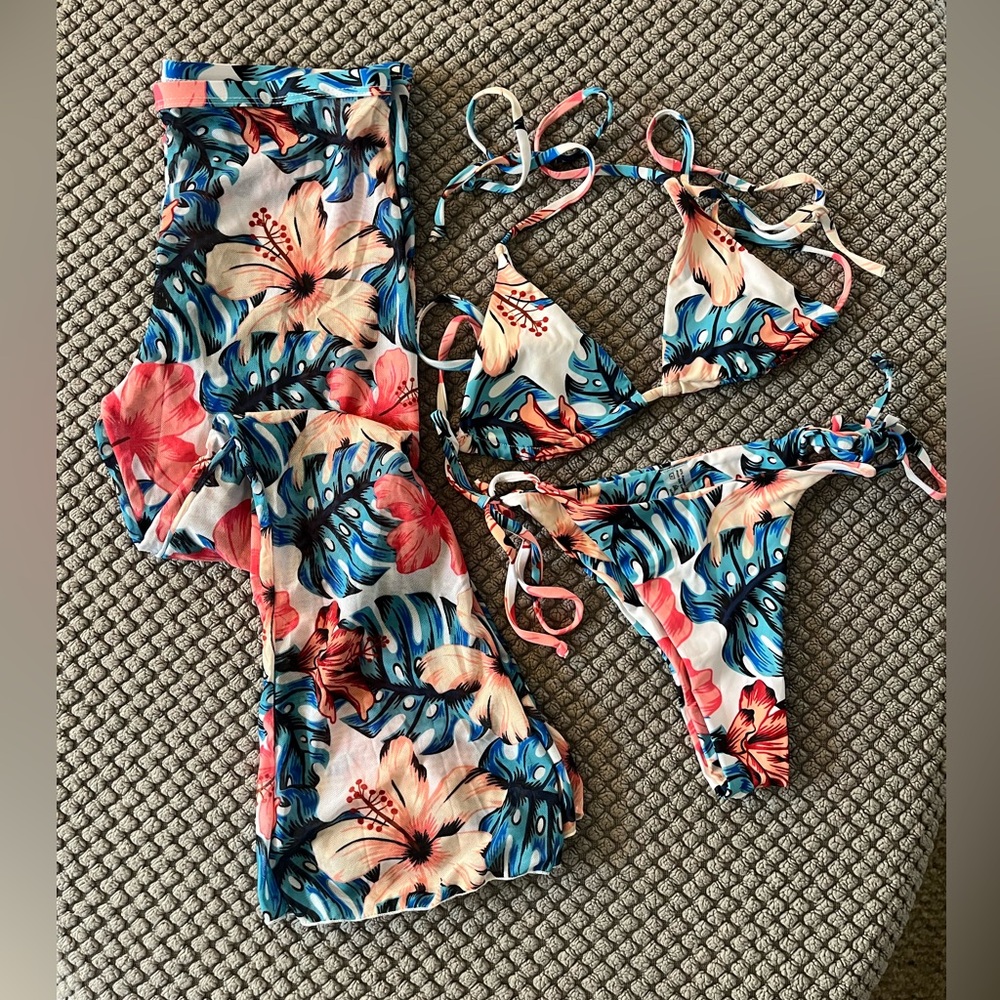 NWOT 3 Piece Bathing Suit